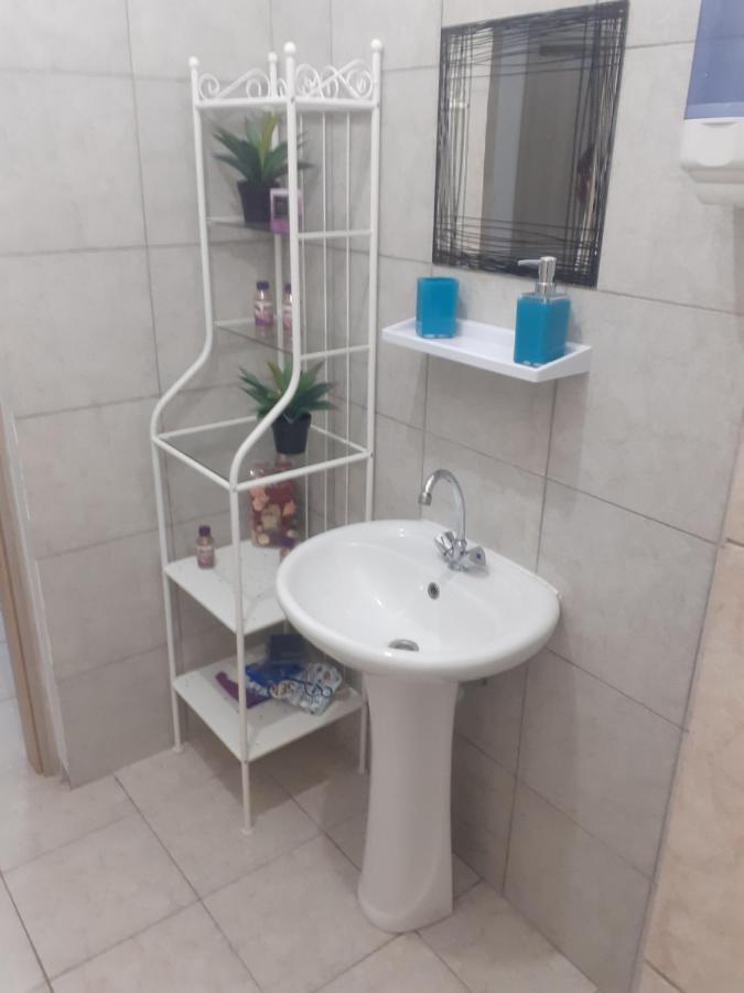 Ariadnis 3 Beds Apt Помос Экстерьер фото